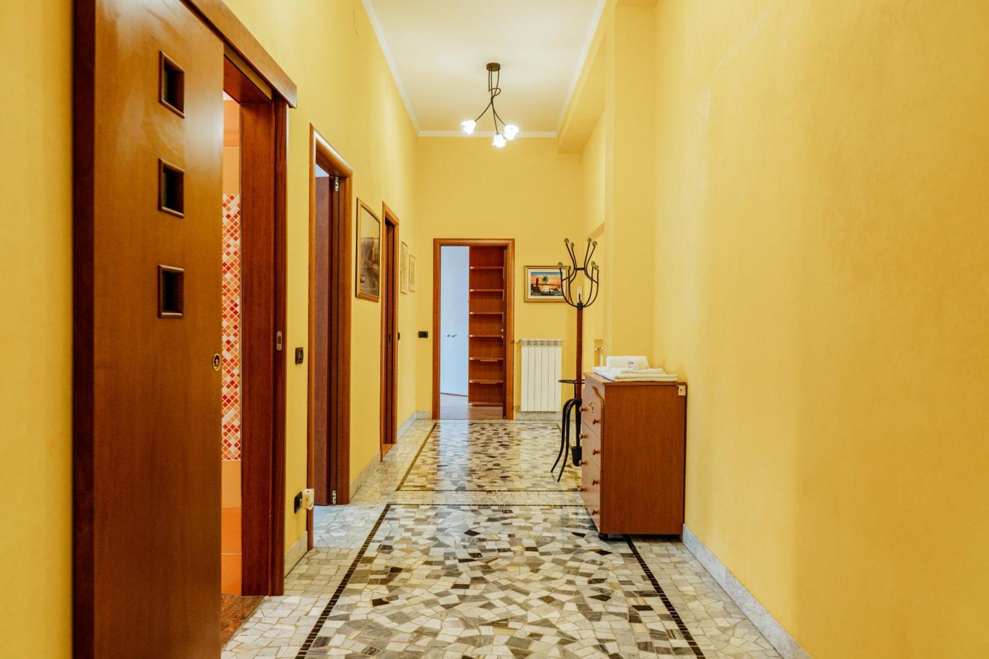 Luxe Apartment Near Milano, Rho Fiera E Mxp Busto Arsizio Exterior photo