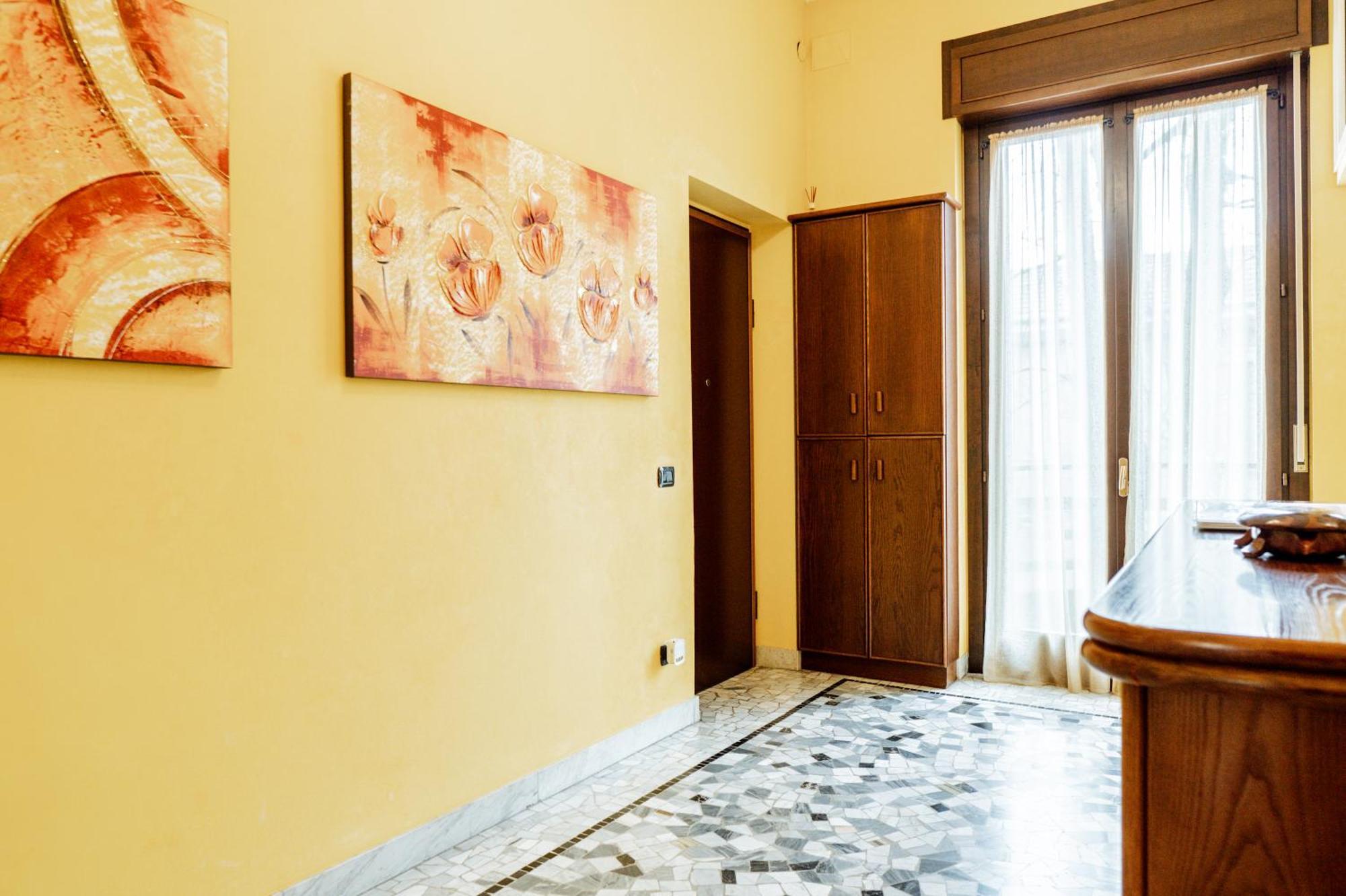 Luxe Apartment Near Milano, Rho Fiera E Mxp Busto Arsizio Exterior photo